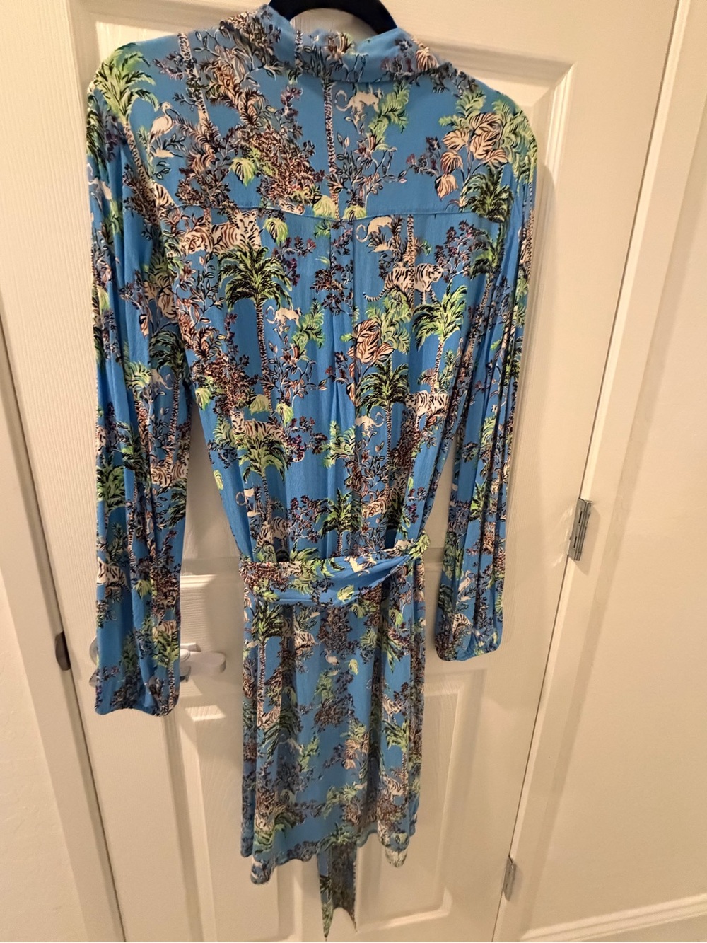 Lilly Pulitzer Blue Tropical Print Long-Sleeve  Dress - Picture 5 of 11